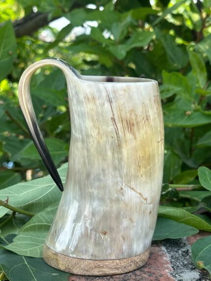 Buffalo Horn Mug with Natural Color