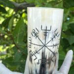 Vegvísir Buffalo Horn Glass